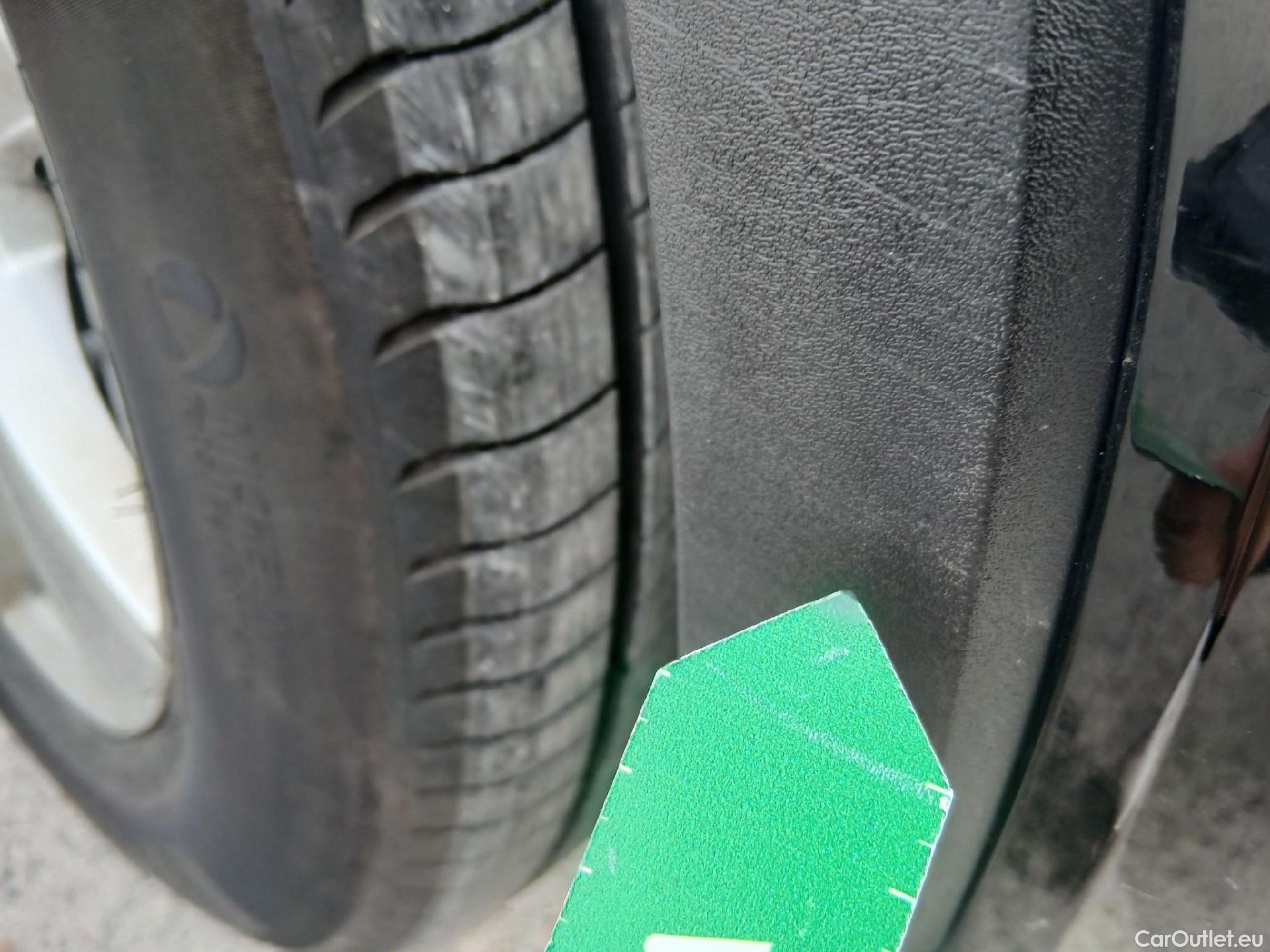  Volvo  XC 40 VOLVO XC40 / 2017 / 5P / todoterreno 1.5 T2 Momentum Core #30