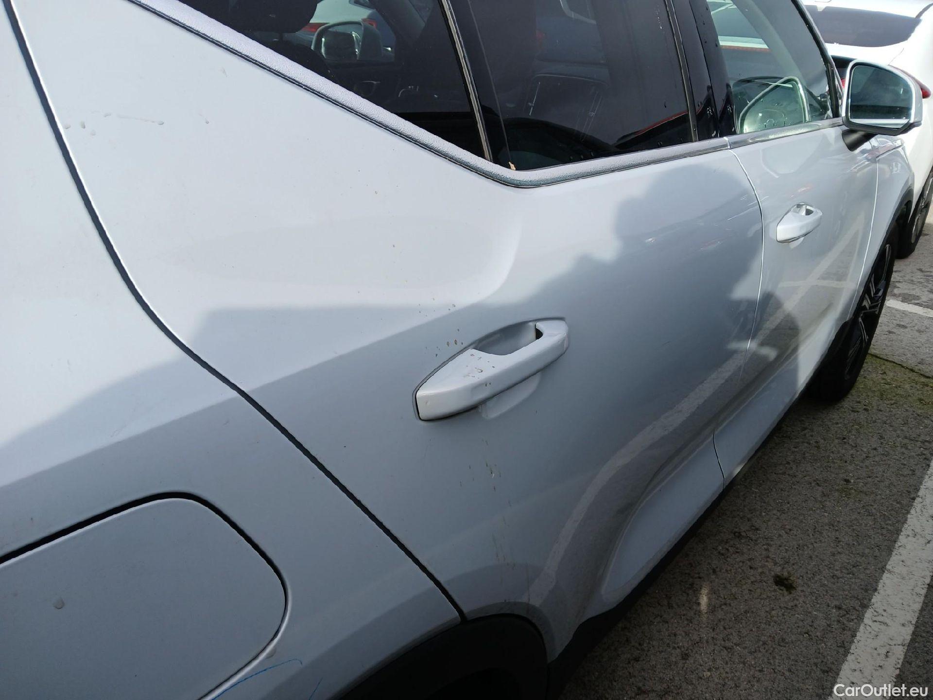  Volvo  XC 40 VOLVO XC40 / 2017 / 5P / todoterreno 1.5 T5 Twin Recharge Inscription Auto #30