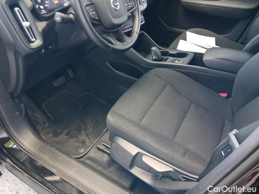  Volvo  XC 40 VOLVO XC40 / 2017 / 5P / todoterreno 1.5 T2 Momentum Core Auto #5