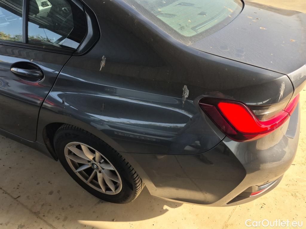  Bmw  Serie 3 BMW  / 2018 / 4P / sedán 318d Auto. #1