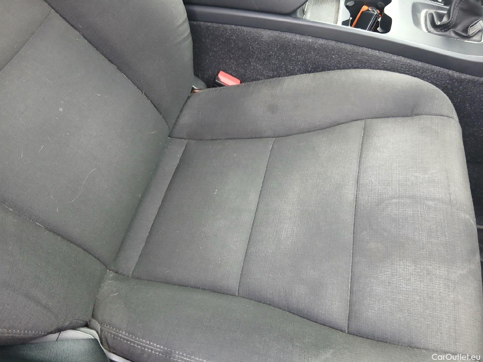  Volvo  XC 40 VOLVO XC40 / 2017 / 5P / todoterreno 1.5 T2 Momentum Core #36