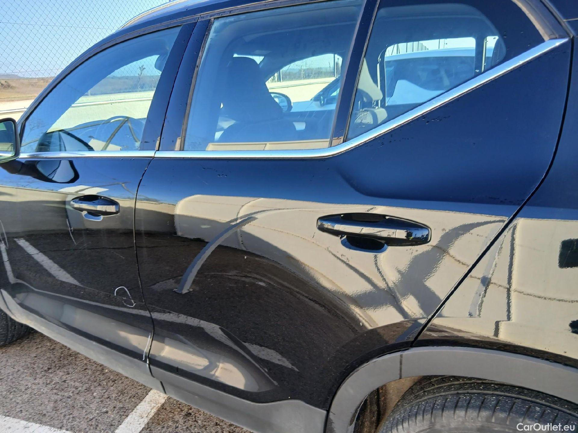  Volvo  XC 40 VOLVO XC40 / 2017 / 5P / todoterreno 1.5 T4 Twin Recharge Inscription Ex Auto #17