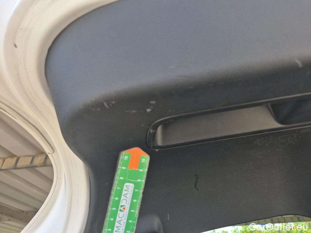  Citroen  C3 CITROEN  / 2020 / 5P / berlina con portón BlueHDi 75KW (100CV) S&S Feel Pack #20