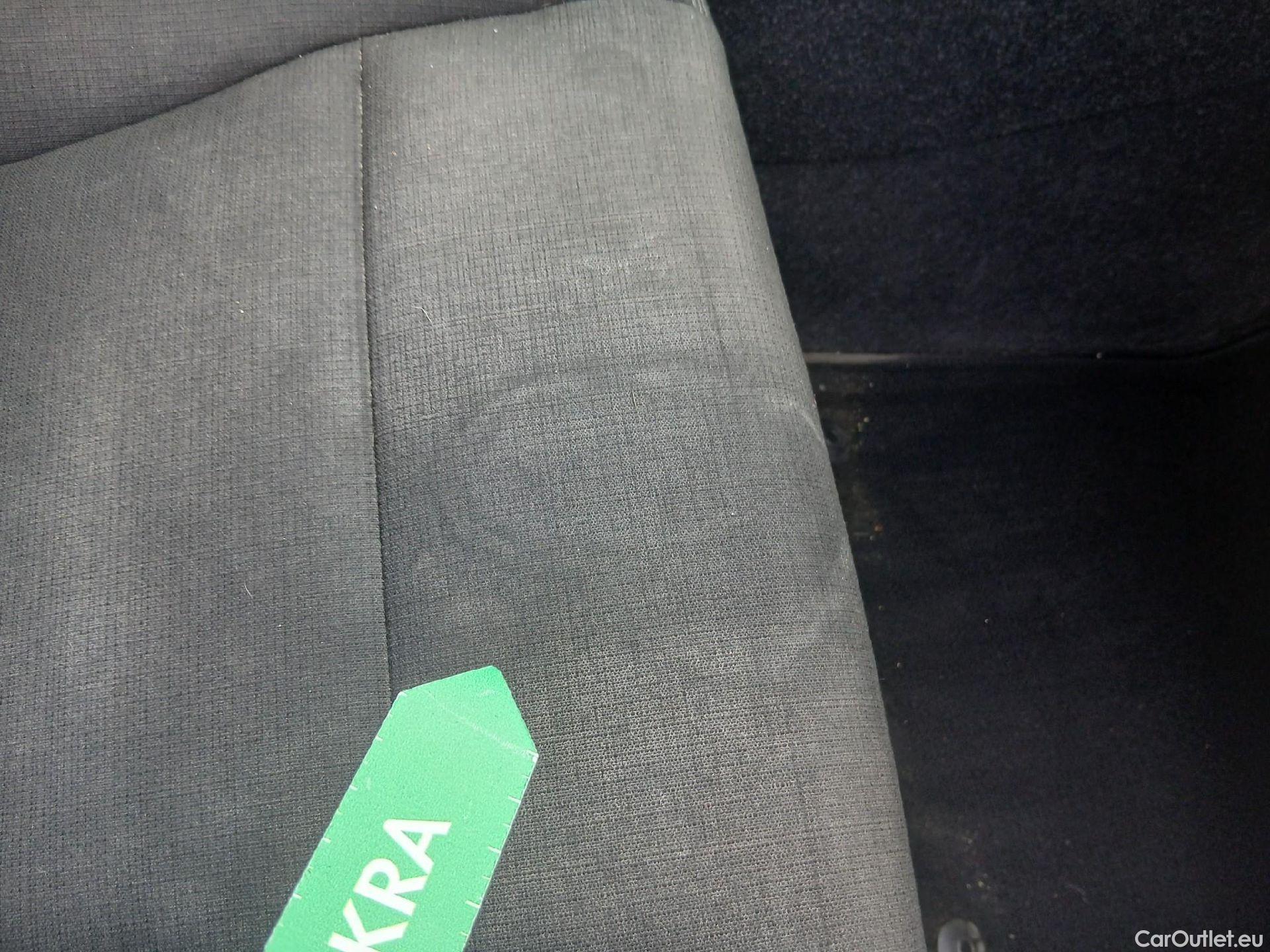  Volvo  XC 40 VOLVO XC40 / 2017 / 5P / todoterreno 1.5 T2 Momentum Core #37