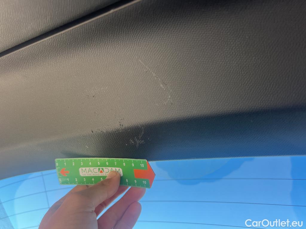  Peugeot  2008 PEUGEOT  / 2019 / 5P / todoterreno Active Puretech 100 S&S BVM6 #12