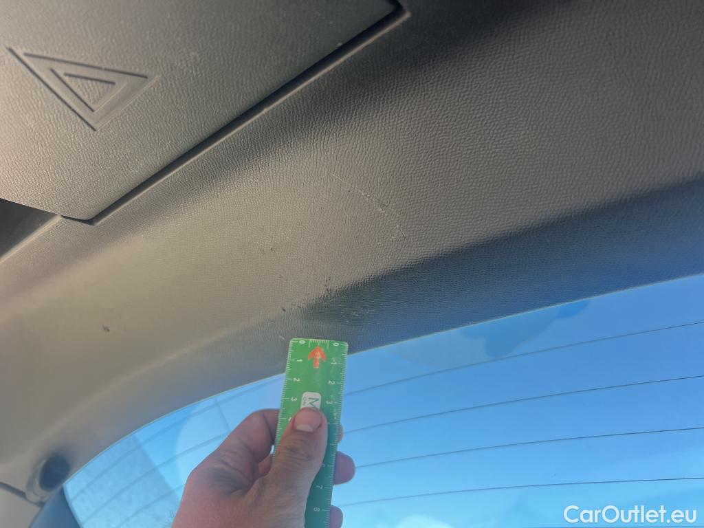  Peugeot  2008 PEUGEOT  / 2019 / 5P / todoterreno Active Puretech 100 S&S BVM6 #11