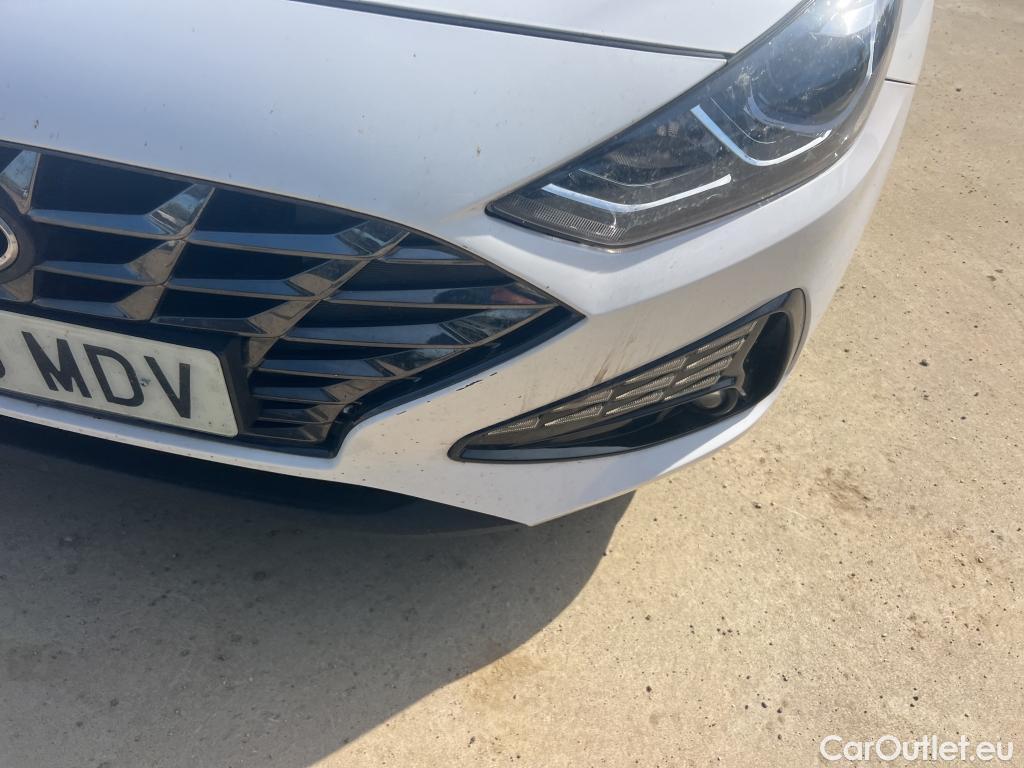  Hyundai  i30 HYUNDAI  / 2020 / 5P / berlina con portón 1.5 DPI Klass SLX #31