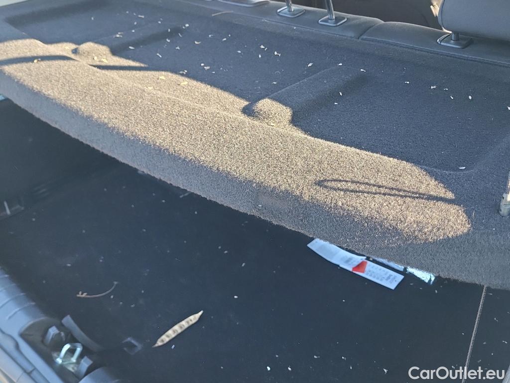  KIA  STONIC KIA  / 2017 / 5P / todoterreno 1.2 DPi 62kW (84CV) Concept  #21