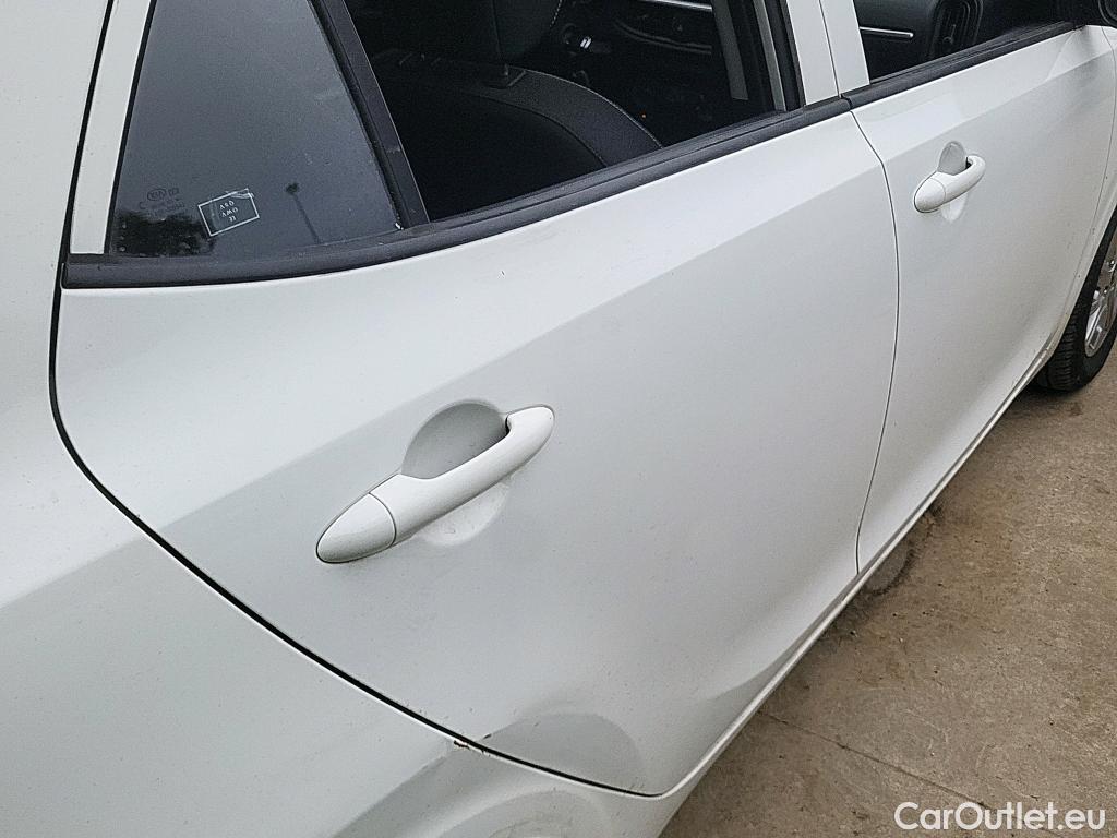  KIA  Picanto KIA  / 2017 / 5P / berlina con portón 1.0 CVVT 49kW Concept (Pack Comfort) #3