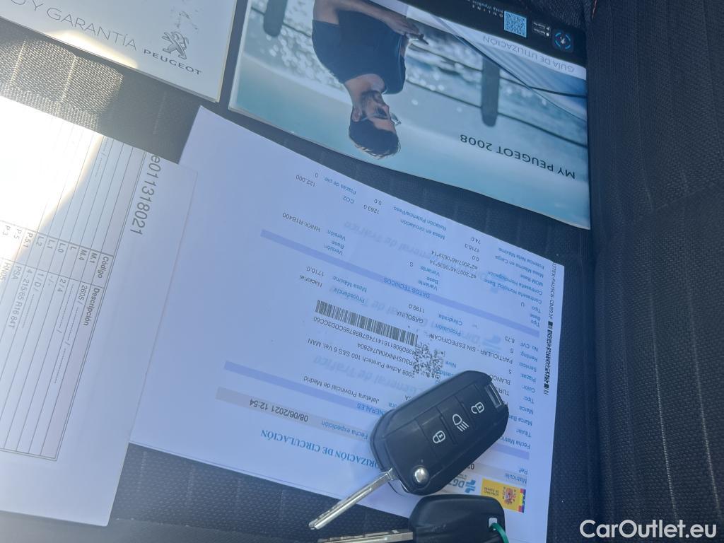  Peugeot  2008 PEUGEOT  / 2019 / 5P / todoterreno Active Puretech 100 S&S BVM6 #10