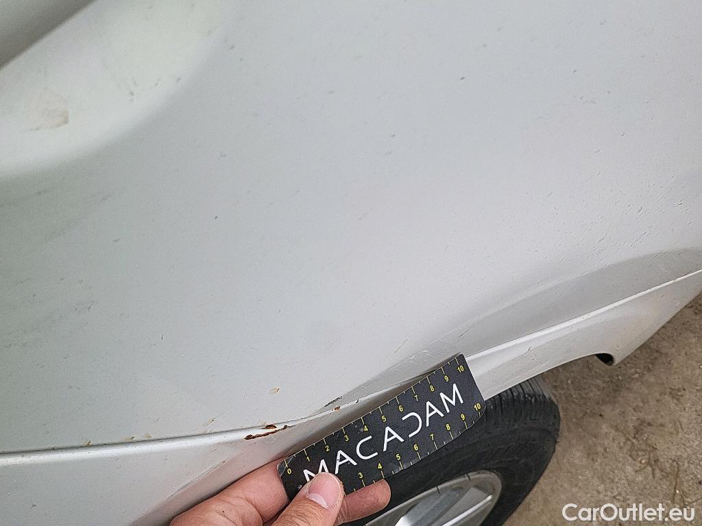  KIA  Picanto KIA  / 2017 / 5P / berlina con portón 1.0 CVVT 49kW Concept (Pack Comfort) #4