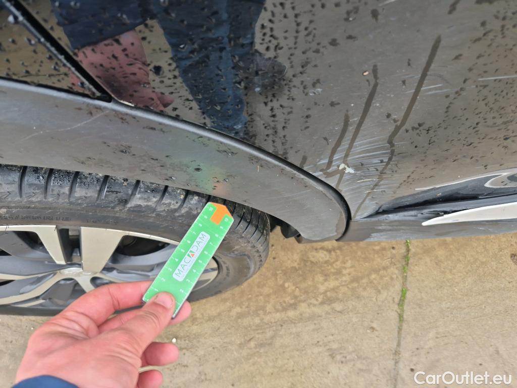  Peugeot  3008 PEUGEOT  / 2020 / 5P / todoterreno 1.5 BlueHDi 96kW (130CV) S&S Allure EAT8 #29