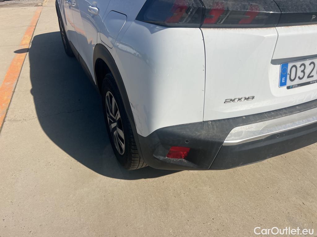  Peugeot  2008 PEUGEOT  / 2019 / 5P / todoterreno Active Puretech 100 S&S BVM6 #29