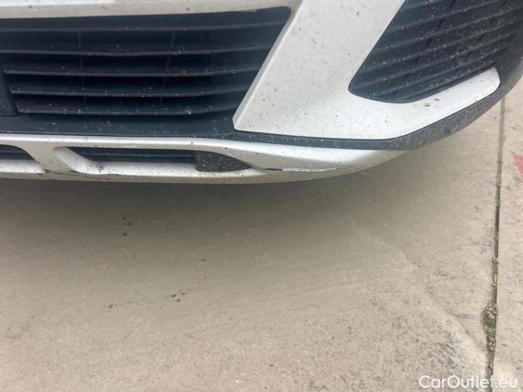  Peugeot  3008 PEUGEOT  / 2016 / 5P / todoterreno 1.5 BlueHDi 96kW (130CV) S&S Allure EAT8 #49