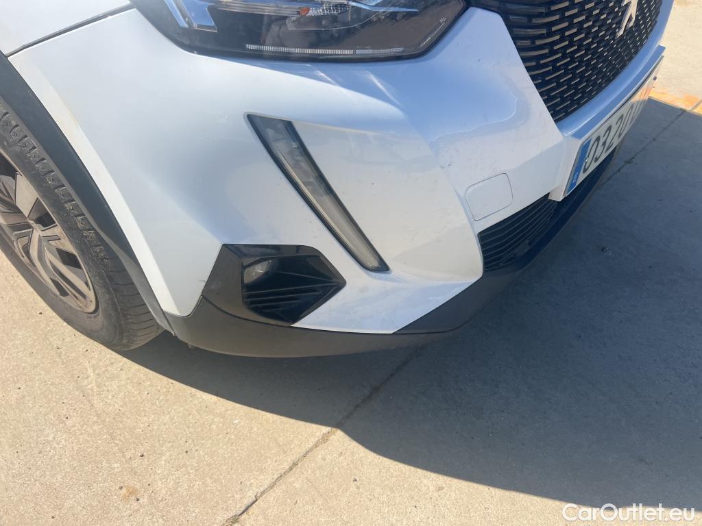  Peugeot  2008 PEUGEOT  / 2019 / 5P / todoterreno Active Puretech 100 S&S BVM6 #4