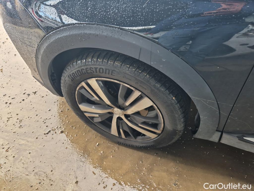  Peugeot  3008 PEUGEOT  / 2020 / 5P / todoterreno 1.5 BlueHDi 96kW (130CV) S&S Allure EAT8 #9