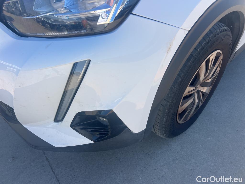  Peugeot  2008 PEUGEOT  / 2019 / 5P / todoterreno Active Puretech 100 S&S BVM6 #1