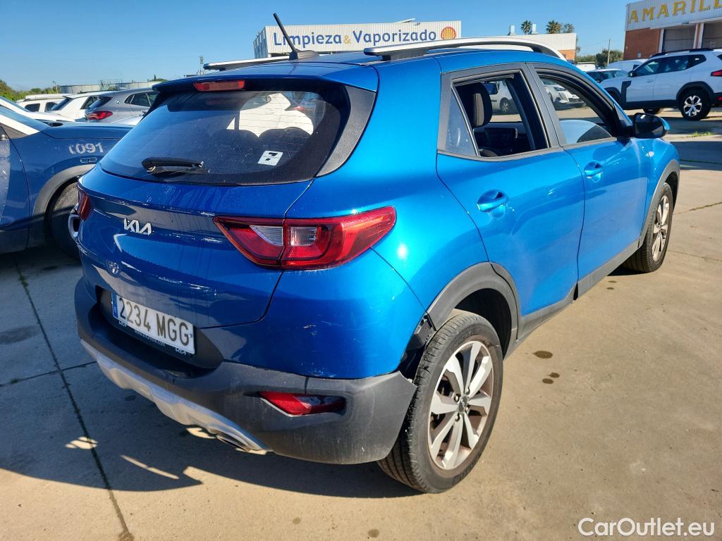  KIA  STONIC KIA  / 2017 / 5P / todoterreno 1.2 DPi 62kW (84CV) Concept  #13