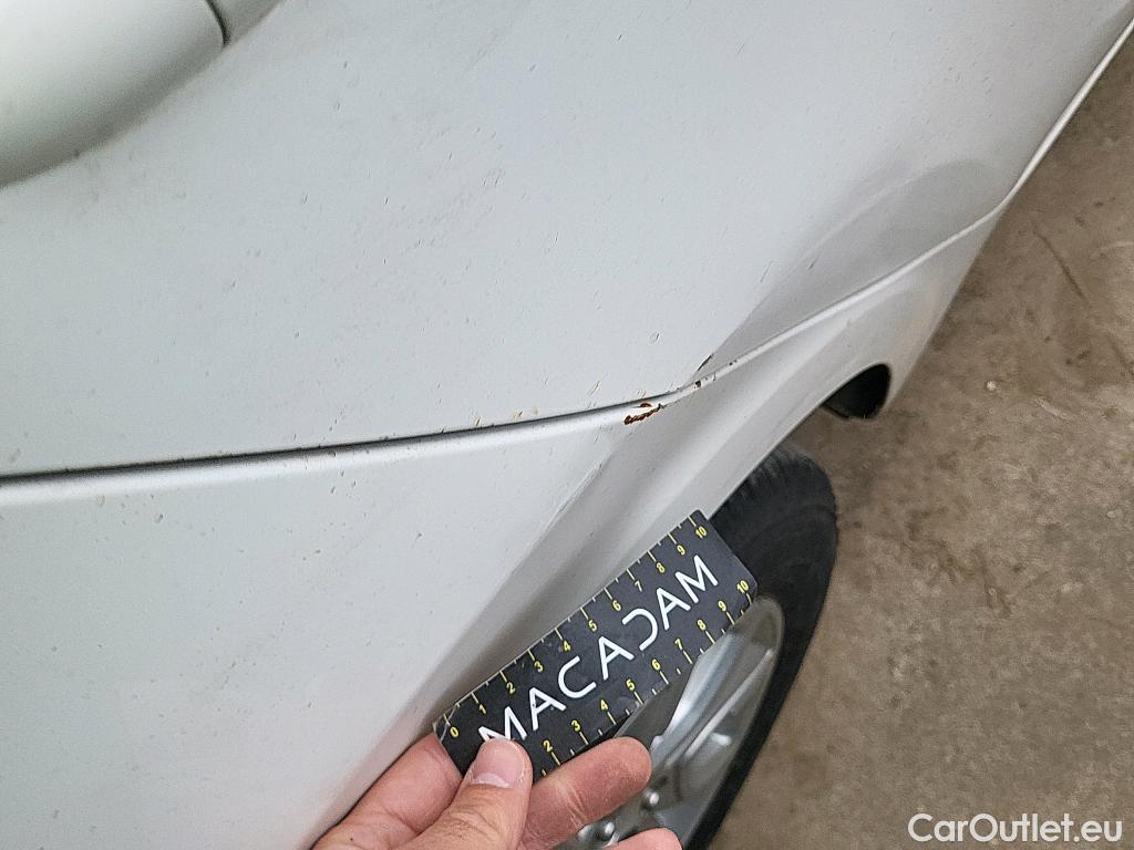  KIA  Picanto KIA  / 2017 / 5P / berlina con portón 1.0 CVVT 49kW Concept (Pack Comfort) #2