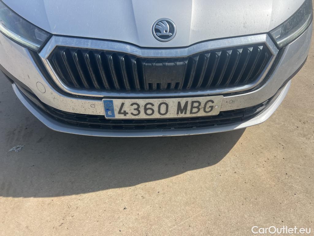  Skoda  Octavia SKODA  / 2020 / 5P / berlina con portón 2.0 TDI 85kW (115 CV) Manual Ambition #18