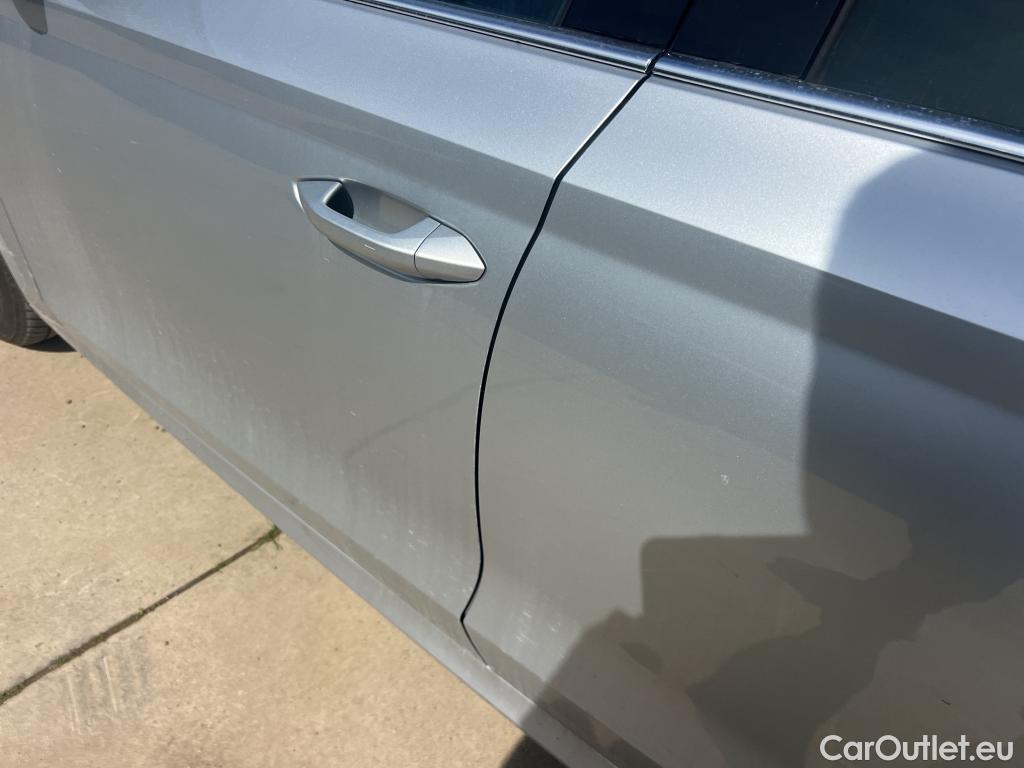  Skoda  Octavia SKODA  / 2020 / 5P / berlina con portón 2.0 TDI 85kW (115 CV) Manual Ambition #5