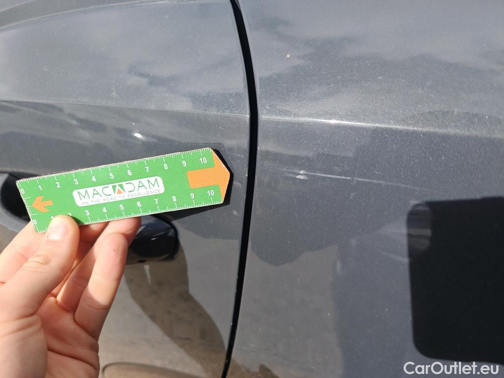  Audi  Q3 AUDI  / 2018 / 5P / todoterreno Advanced 35 TDI 110kW (150CV) #38