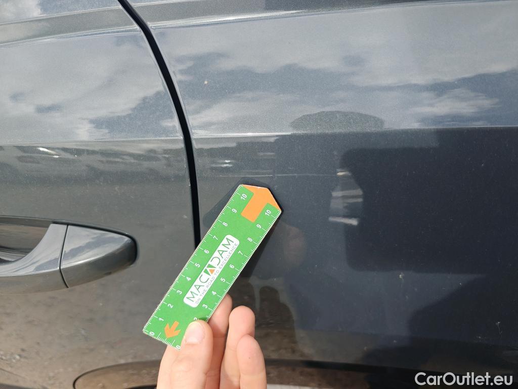  Audi  Q3 AUDI  / 2018 / 5P / todoterreno Advanced 35 TDI 110kW (150CV) #29