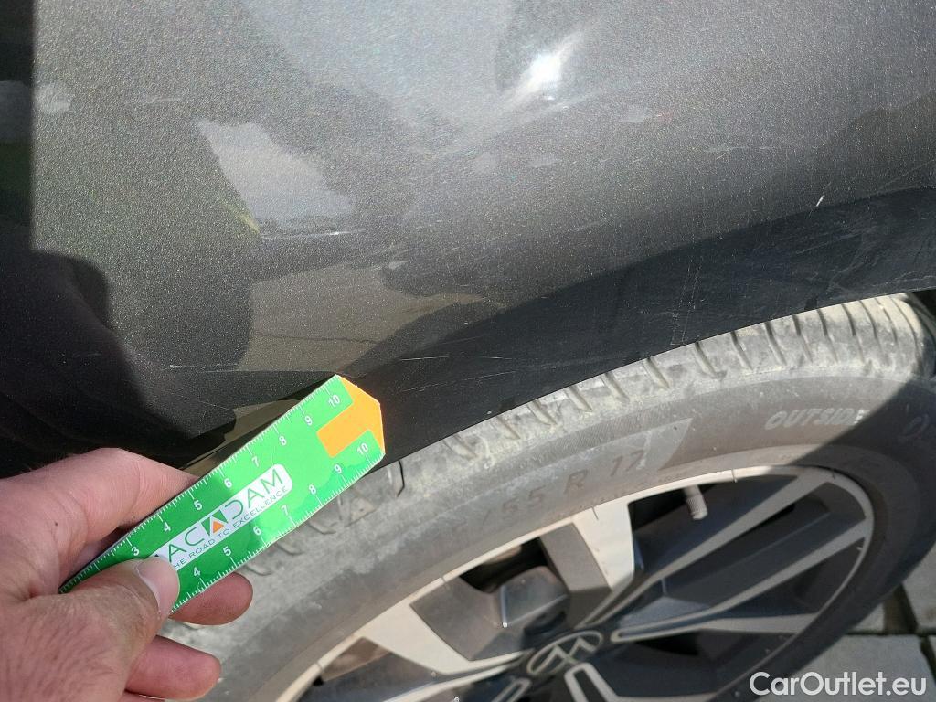  Volkswagen  Passat VOLKSWAGEN  / 2019 / 5P / familiar Variant Executive 2.0 TDI 110kW DSG #14