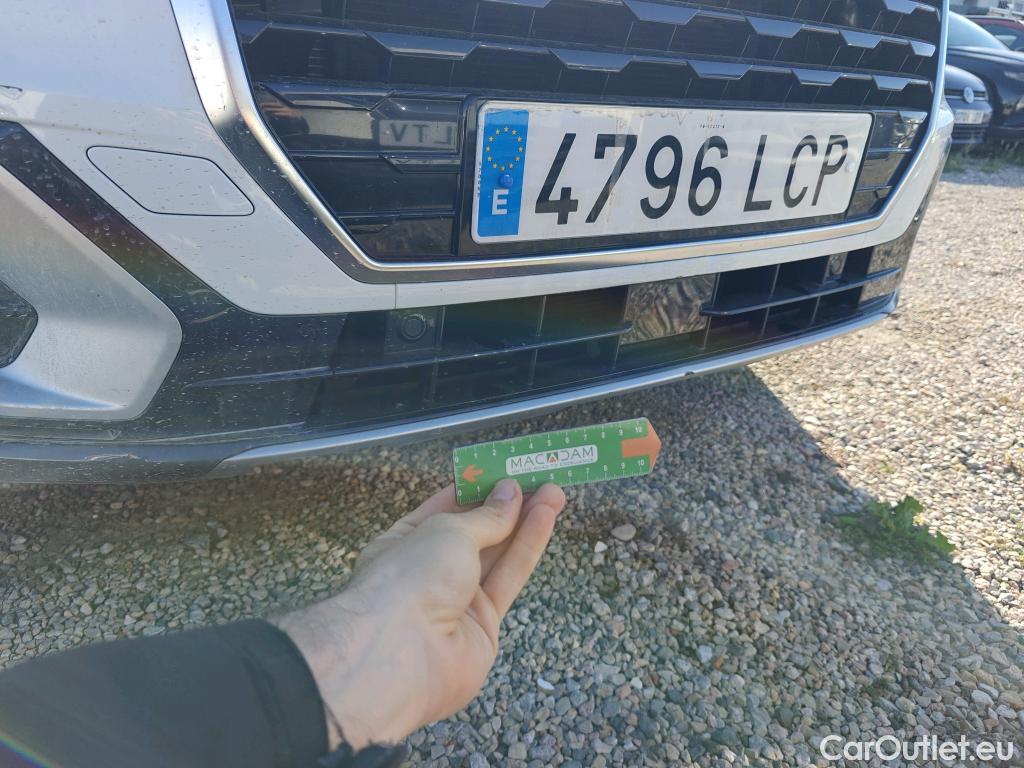  Audi  Q2 AUDI  / 2016 / 5P / todoterreno Design 30 TFSI 85kW (116CV) (AC) #32