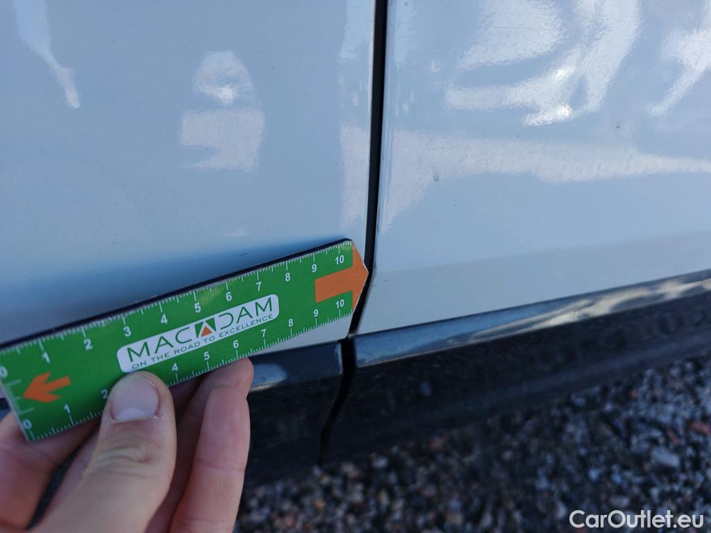  Audi  Q2 AUDI  / 2016 / 5P / todoterreno Design 30 TFSI 85kW (116CV) (AC) #41