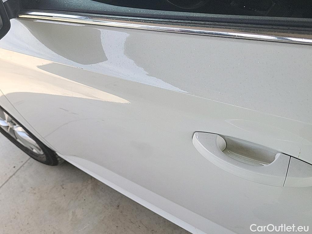  Skoda  KAMIQ SKODA  1.0 TSI 81kW (110CV) DSG Ambition #10