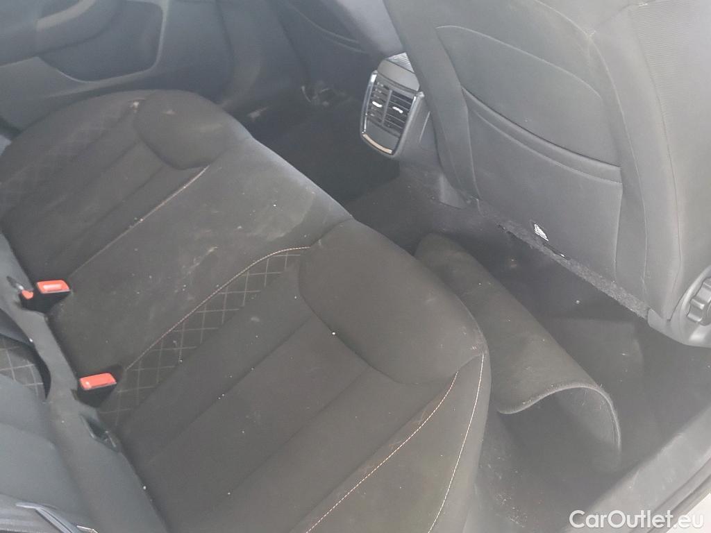  Skoda  KAMIQ SKODA  1.0 TSI 81kW (110CV) DSG Ambition #2