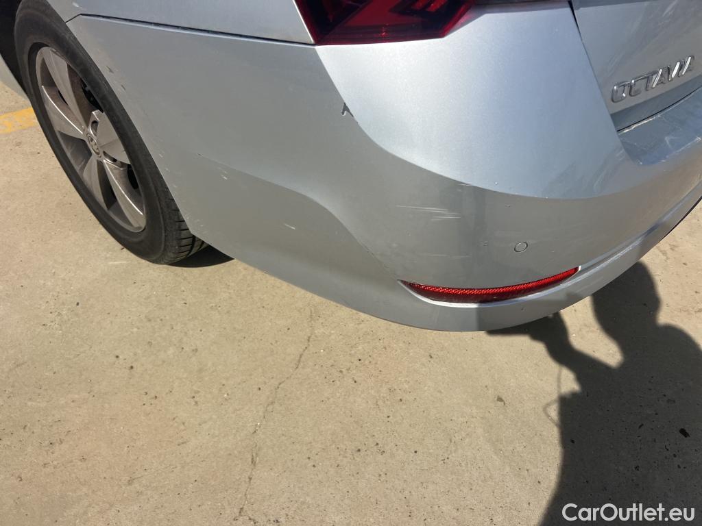  Skoda  Octavia SKODA  / 2020 / 5P / berlina con portón 2.0 TDI 85kW (115 CV) Manual Ambition #23