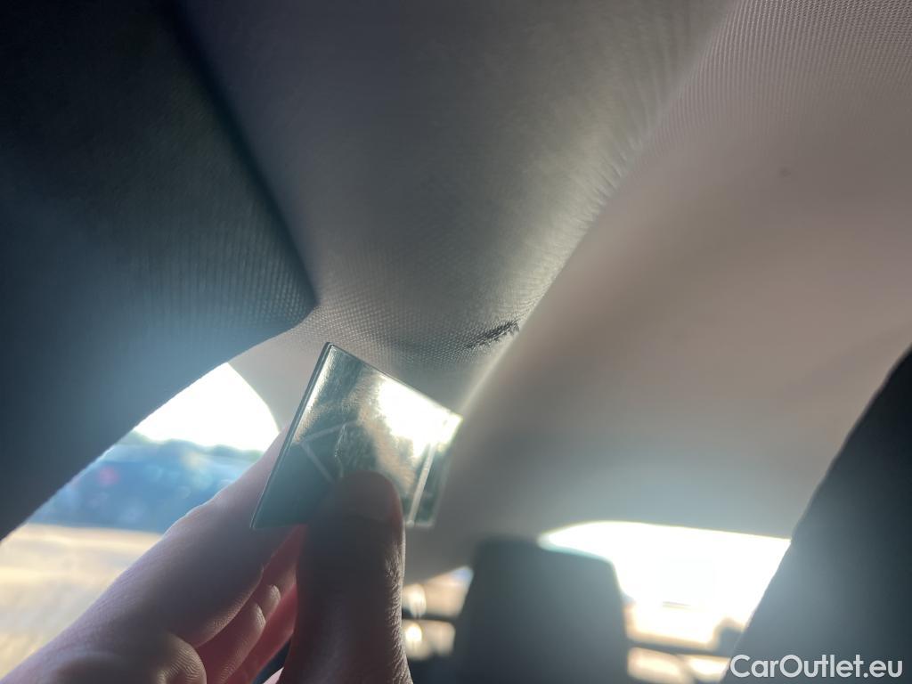  Peugeot  508 PEUGEOT  / 2018 / 5P / berlina con portón 5P Active Pack BlueHDi 130 S&S EAT8 (AC) #4