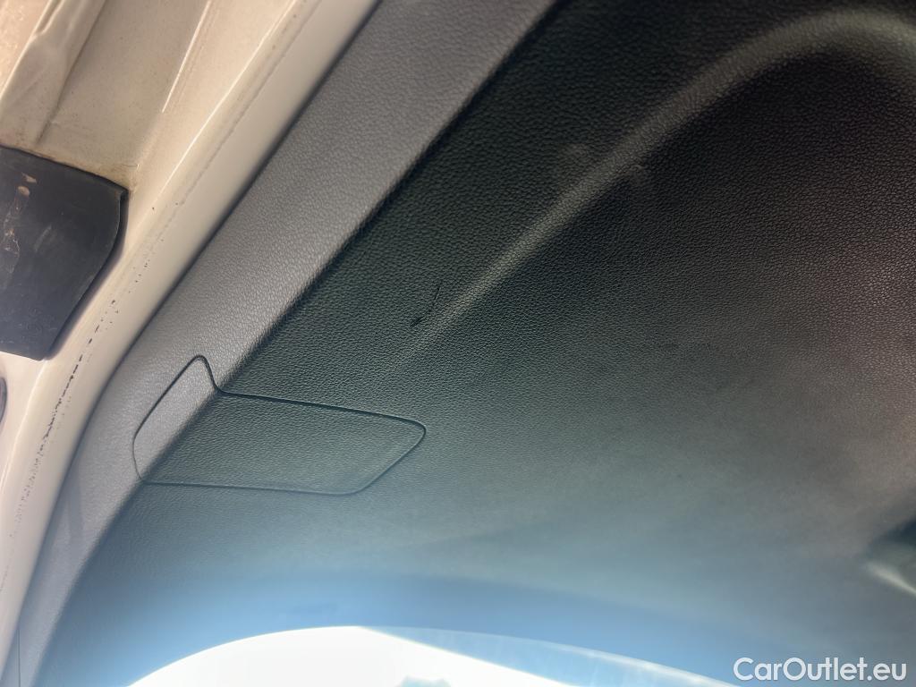  Skoda  KAMIQ SKODA  1.0 TSI 81kW (110CV) DSG Ambition (CX) #3