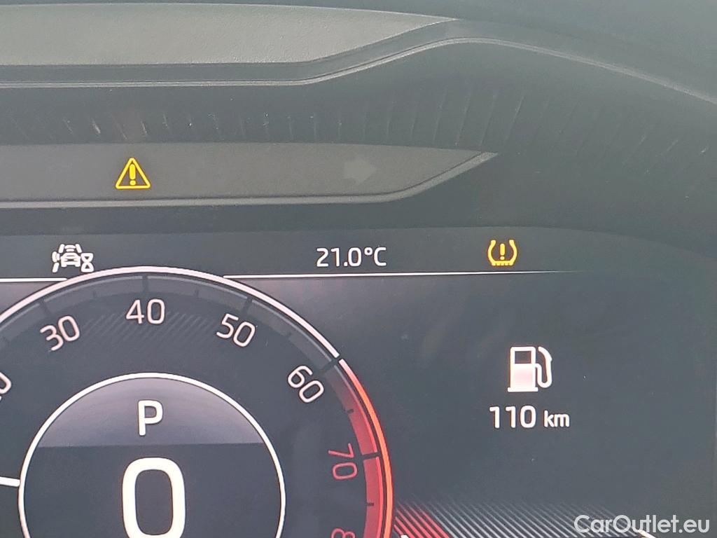  Skoda  KAMIQ SKODA  1.0 TSI 81kW (110CV) DSG Ambition #9