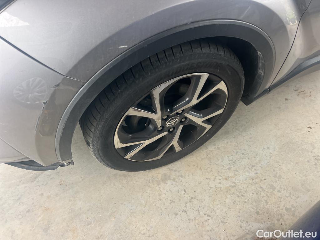  Toyota  C-HR TOYOTA  / 2019 / 5P / todoterreno 1.8 125H Advance #7