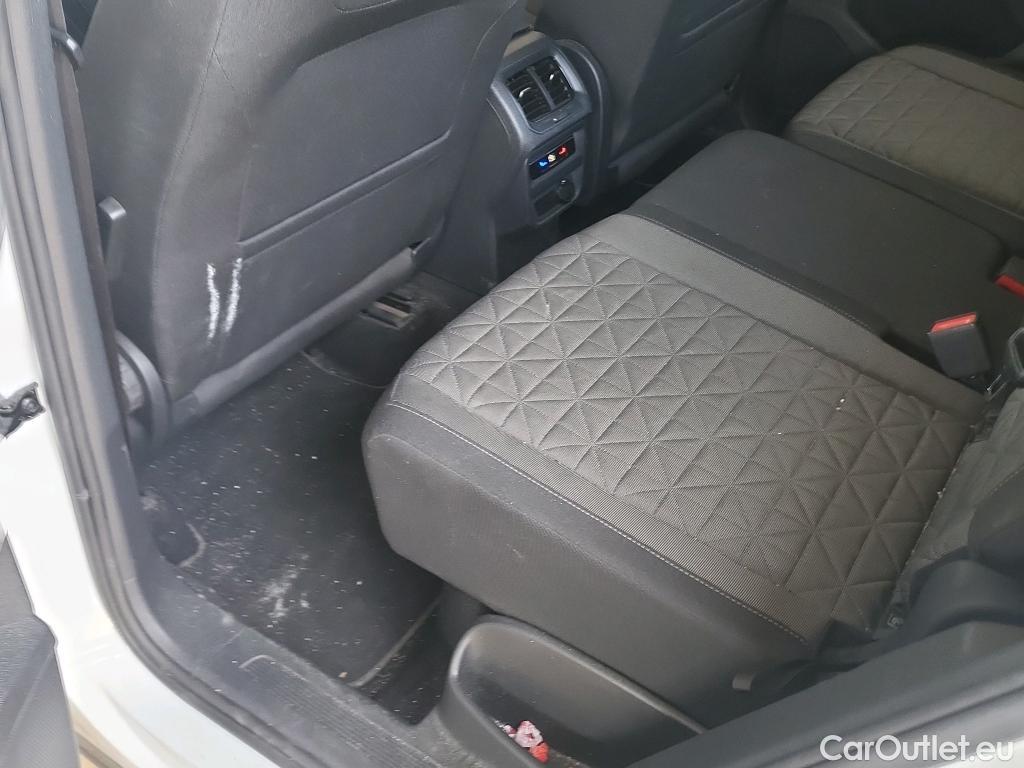  Volkswagen  Tiguan VOLKSWAGEN  / 2020 / 5P / todoterreno Life 1.5 TSI 110kW (150CV) DSG #12