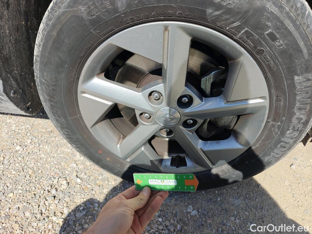  Hyundai  Konna HYUNDAI Kona / 2023 / 5P / todoterreno 1.6 GDI HEV Maxx DCT #29