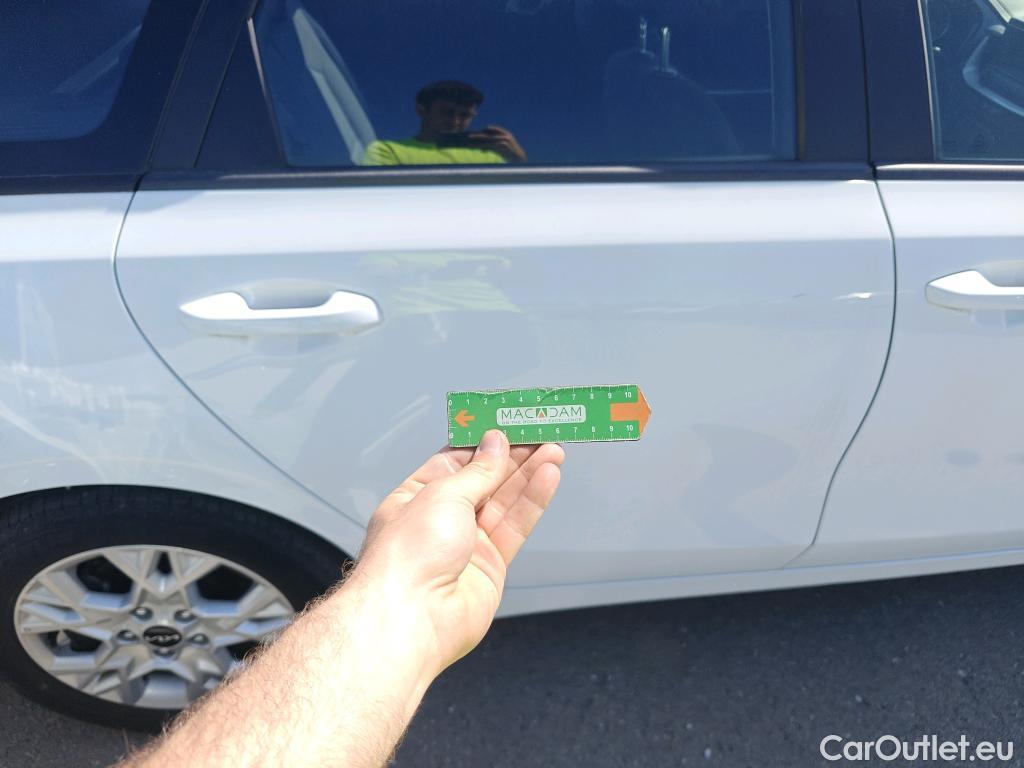  KIA  Cee'd KIA Ceed Tourer / 2018 / 5P / familiar Tourer 1.0 T-GDi 88kW (120CV) Concept #31