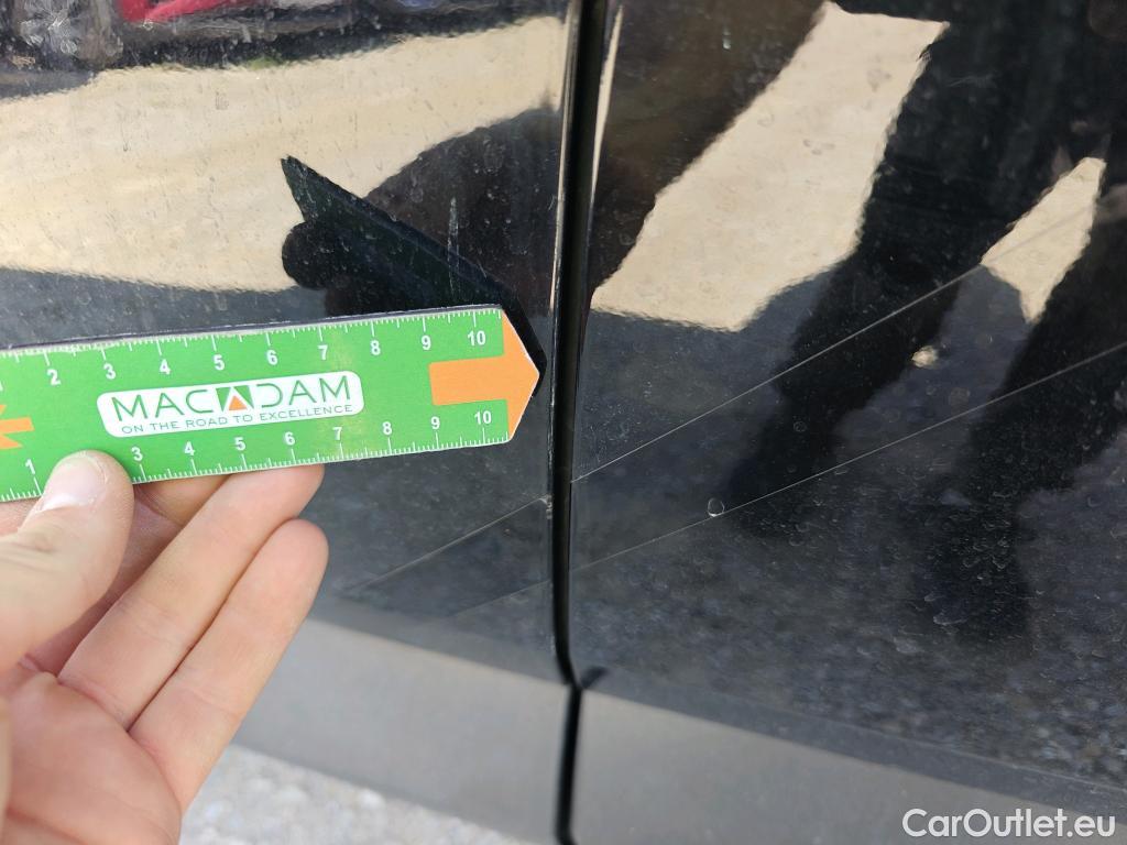  Hyundai  Konna HYUNDAI Kona / 2023 / 5P / todoterreno 1.6 GDI HEV Maxx DCT #24