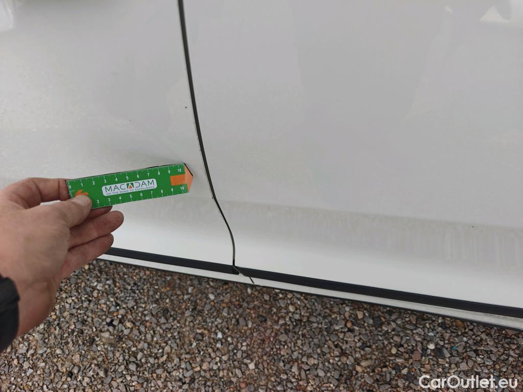  KIA  Niro KIA  / 2019 / 5P / crossover 1.6 GDi HEV 104kW (141CV) Drive #2