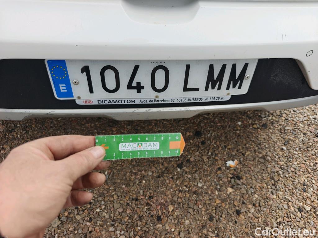  KIA  Niro KIA  / 2019 / 5P / crossover 1.6 GDi HEV 104kW (141CV) Drive #11