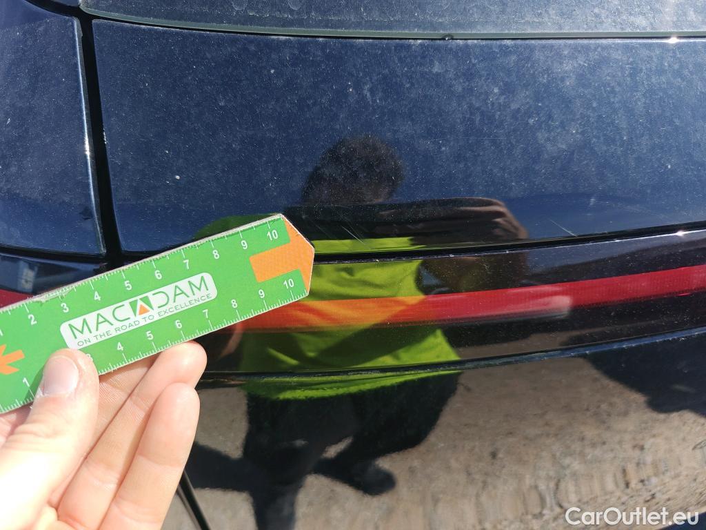  Hyundai  Konna HYUNDAI Kona / 2023 / 5P / todoterreno 1.6 GDI HEV Maxx DCT #34