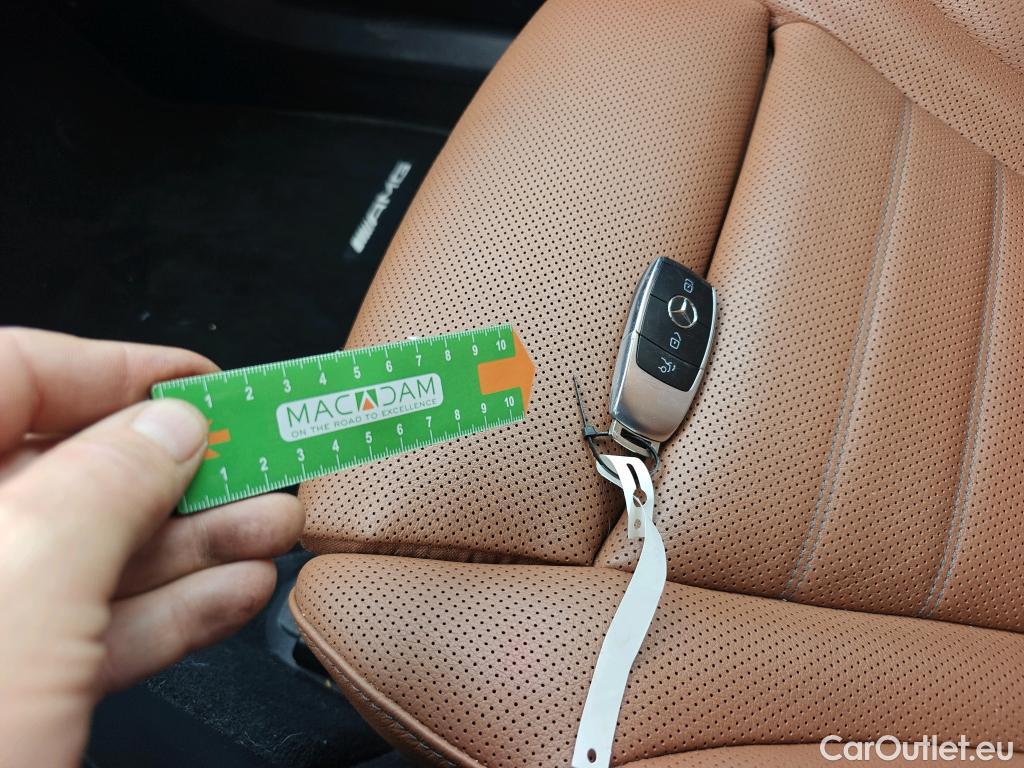  Mercedes  G-Klasee MERCEDES-BENZ GLC Coupé / 2019 / 5P / coupé GLC 300 e 4MATIC #3