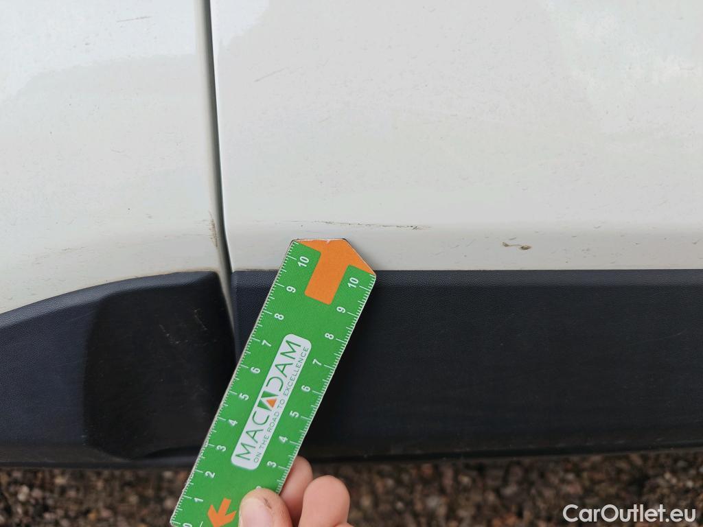  KIA  STONIC KIA  / 2017 / 5P / todoterreno 1.0 T-GDi 74kW (100CV) MHEV iMT Drive #29