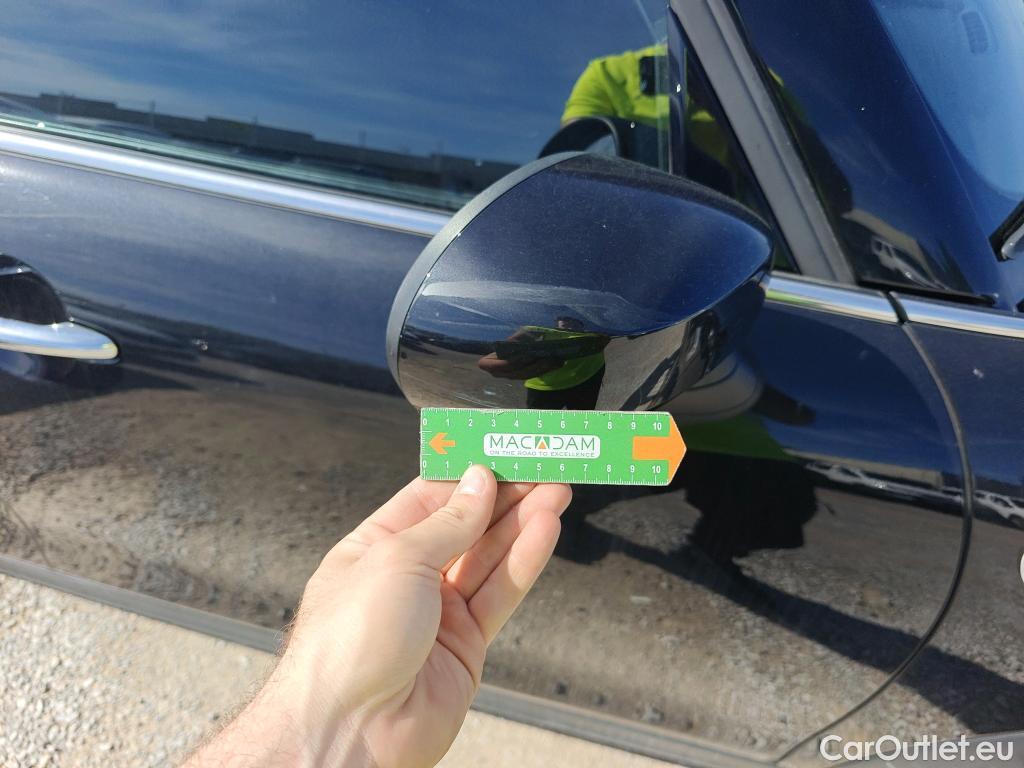  Mini  Cooper MINI MINI / 2014 / 5P / berlina con portón ONE 5 PUERTAS #81