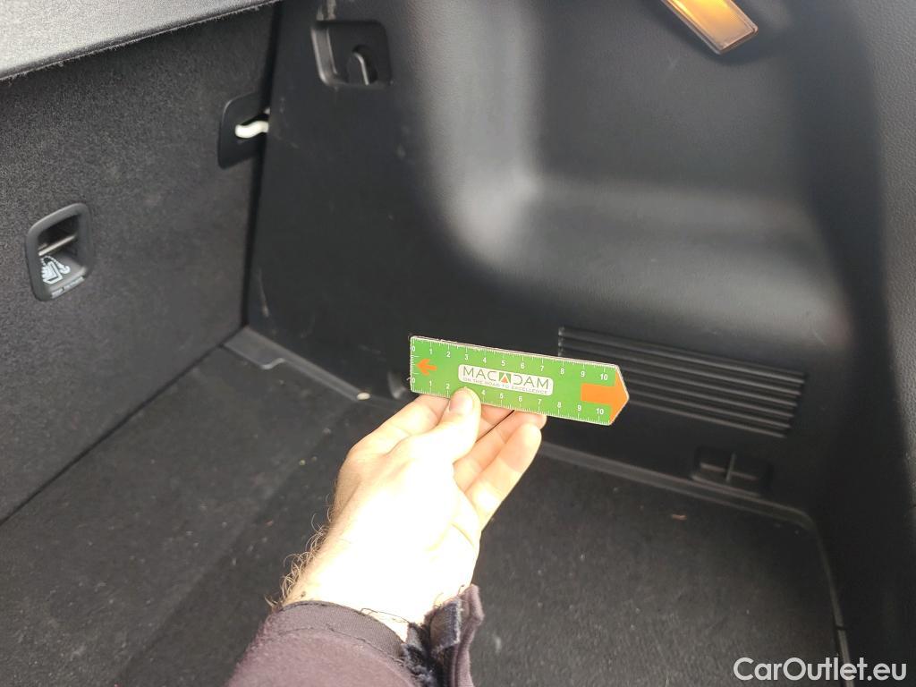  KIA  STONIC KIA  / 2017 / 5P / todoterreno 1.0 T-GDi 74kW (100CV) MHEV iMT Drive #16