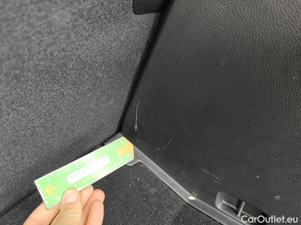  KIA  STONIC KIA  / 2017 / 5P / todoterreno 1.0 T-GDi 74kW (100CV) MHEV iMT Drive #17