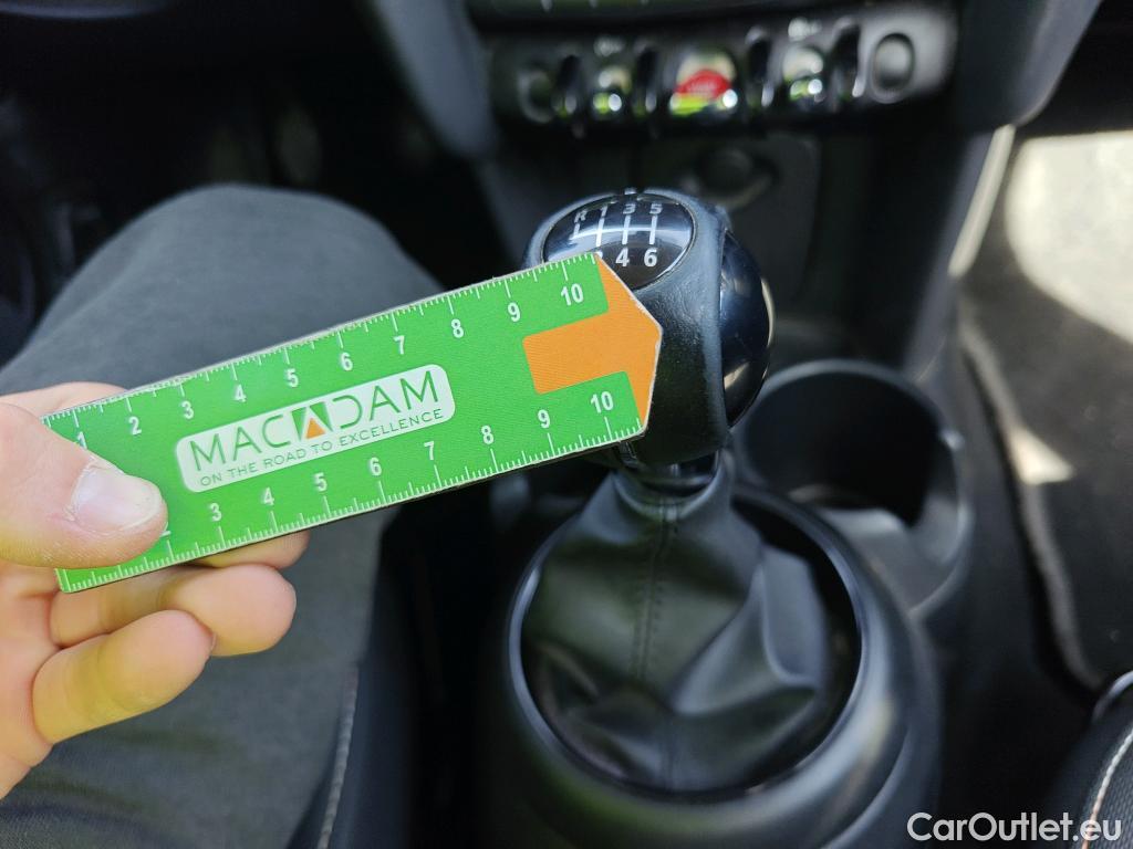  Mini  Cooper MINI MINI / 2014 / 5P / berlina con portón ONE 5 PUERTAS #61